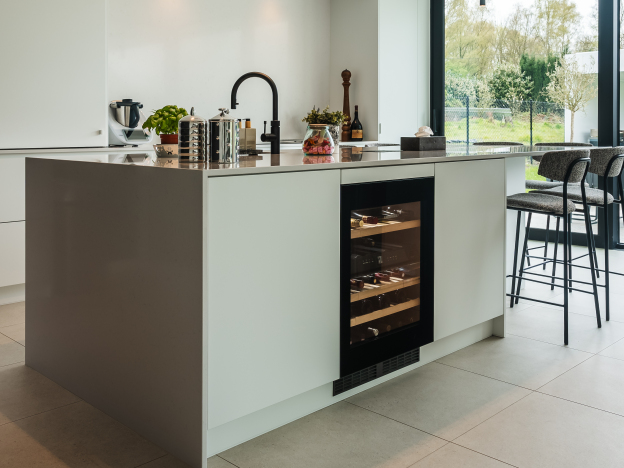 Witte keuken in Leest